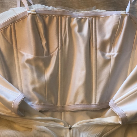 BCBGMaxazria dress - Picture 4 of 6